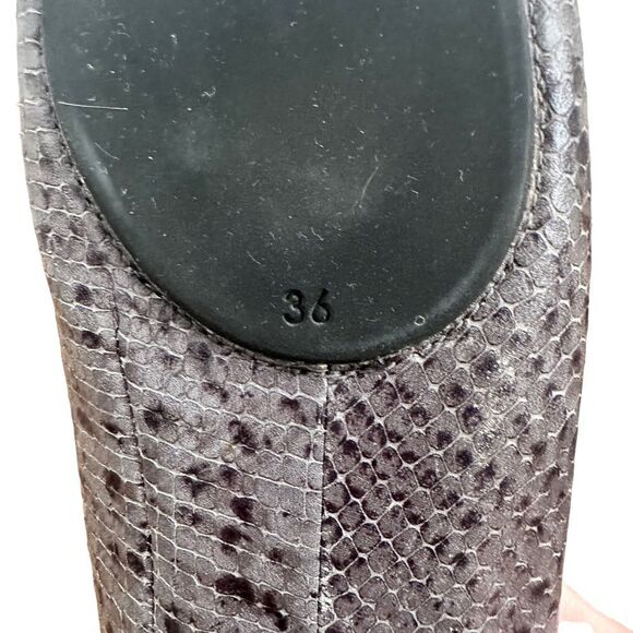Marc by Marc Jacobs Grey Leather Snakeskin Driving Loafers Size 36 - Picture 9 of 9